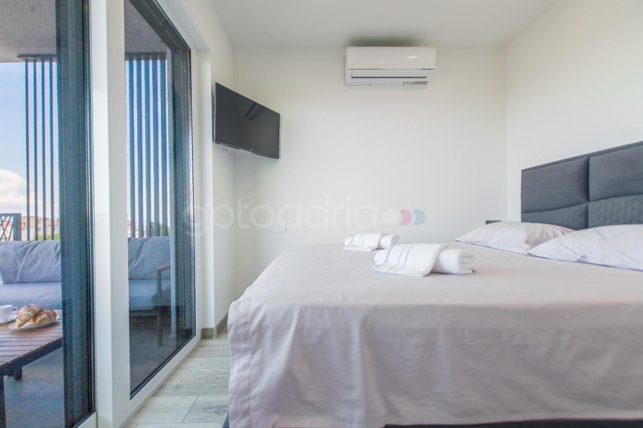 Seashell - Luxury Seaview Apartments Makarska Zewnętrze zdjęcie